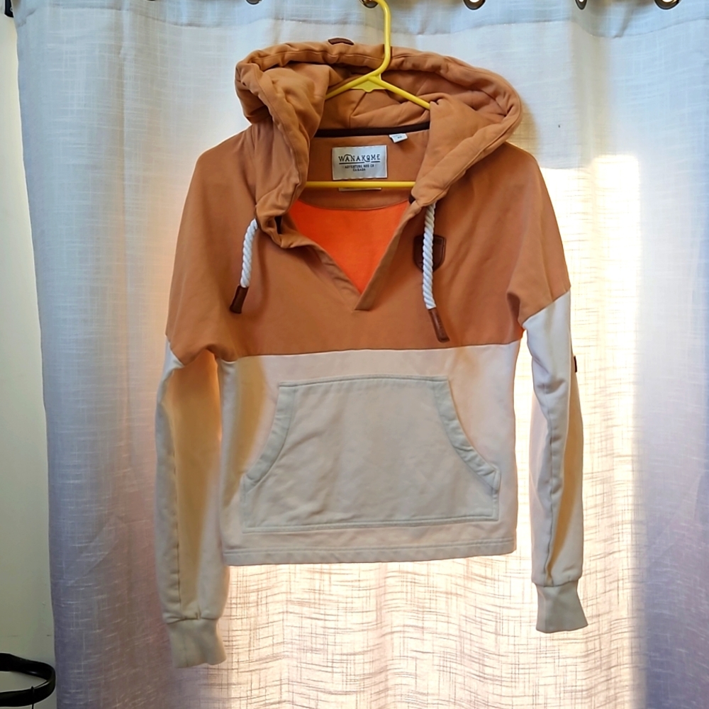 WANAKOME SWEATSHIRT - Picture 1 of 7